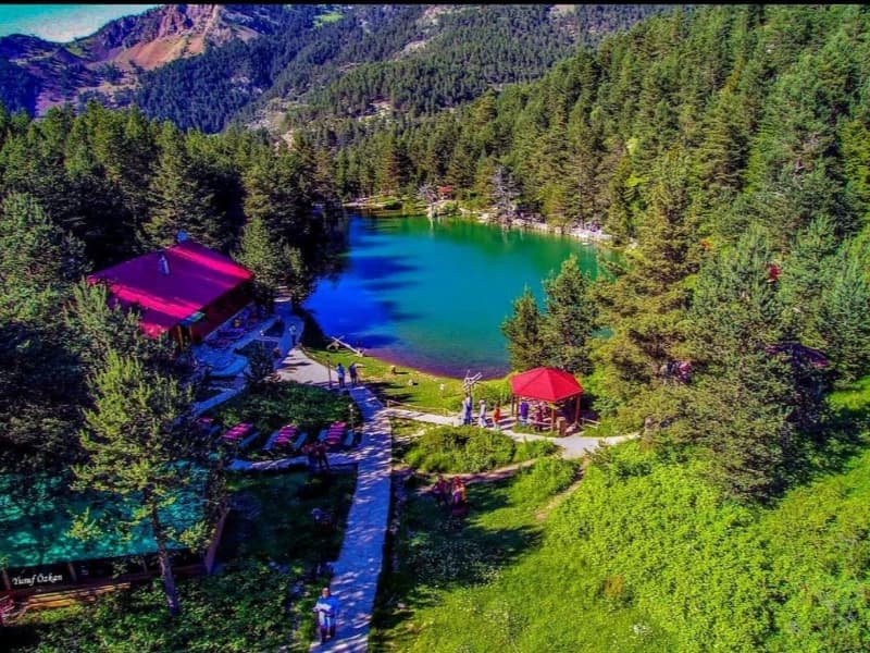 جولة مغارة كراجا وبحيرة ليميني - صورة 3