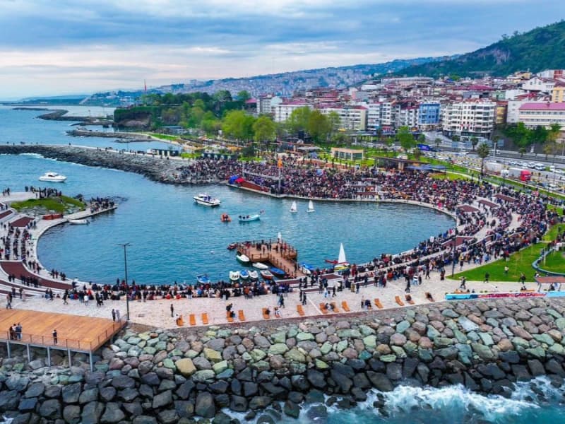 العرض الاقتصادي - طرابزون